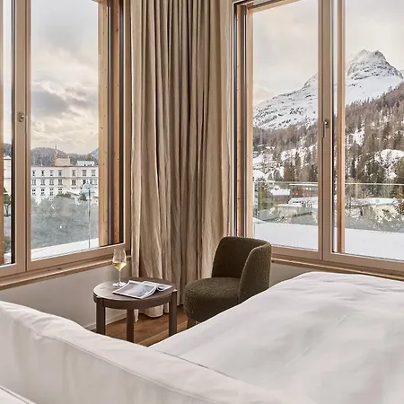 Hotel The View 4*